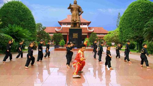 58329ad5c6f27f6bca2ef61bb2ea195abaotangquangtrung_958323908_243e3
